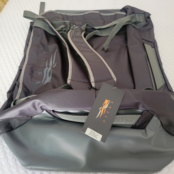NWT Sitka Duffle 110 - Picture 3 of 4